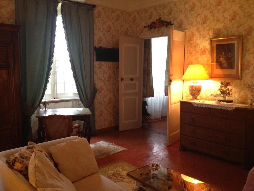 B&B Domaine Le Clos Du Pavillon Brignoles Bilik gambar