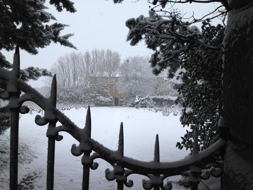 B&B Domaine Le Clos Du Pavillon Brignoles Luaran gambar