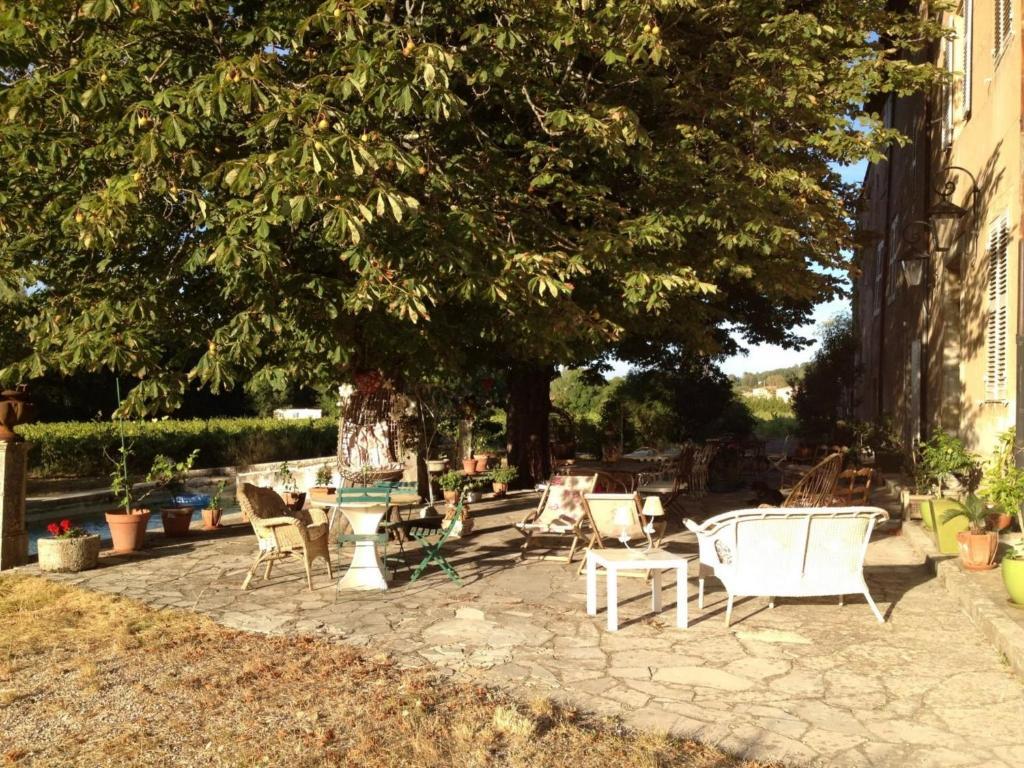 B&B Domaine Le Clos Du Pavillon Brignoles Luaran gambar